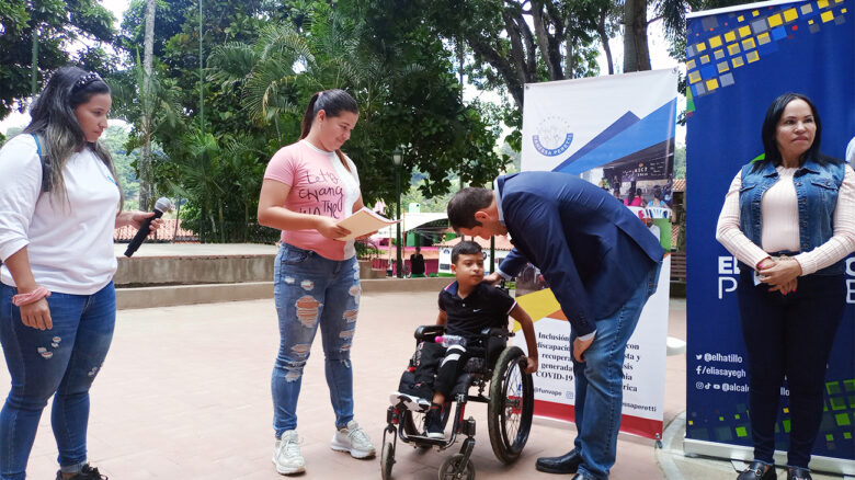 Educación para todos: cerrando brechas de desigualdad y exclusión en Colombia y Venezuela