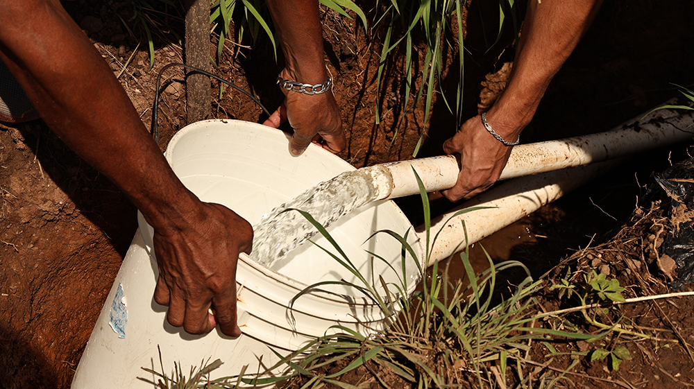 #slider-direction-2 Beneficiarios nicaragüenses involucrados en la construcción y sostenibilidad de un MABE (Mini Acueducto por Bombeo Eléctrico)
